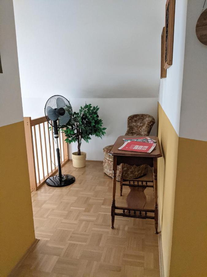 Ferienhaus Lindelburg Schwarzenbruck Luaran gambar
